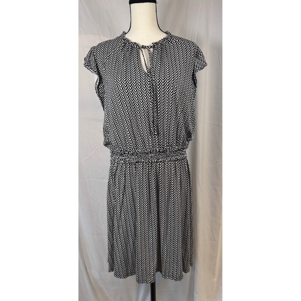 LOFT Black White Chevron Smocked Waist Dress Womens XL Excellent